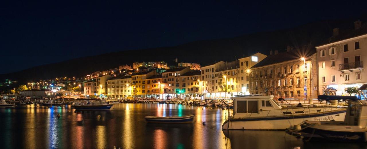 Apartment With A Parking Space Senj - 5571 Senj (Lika-Senj)